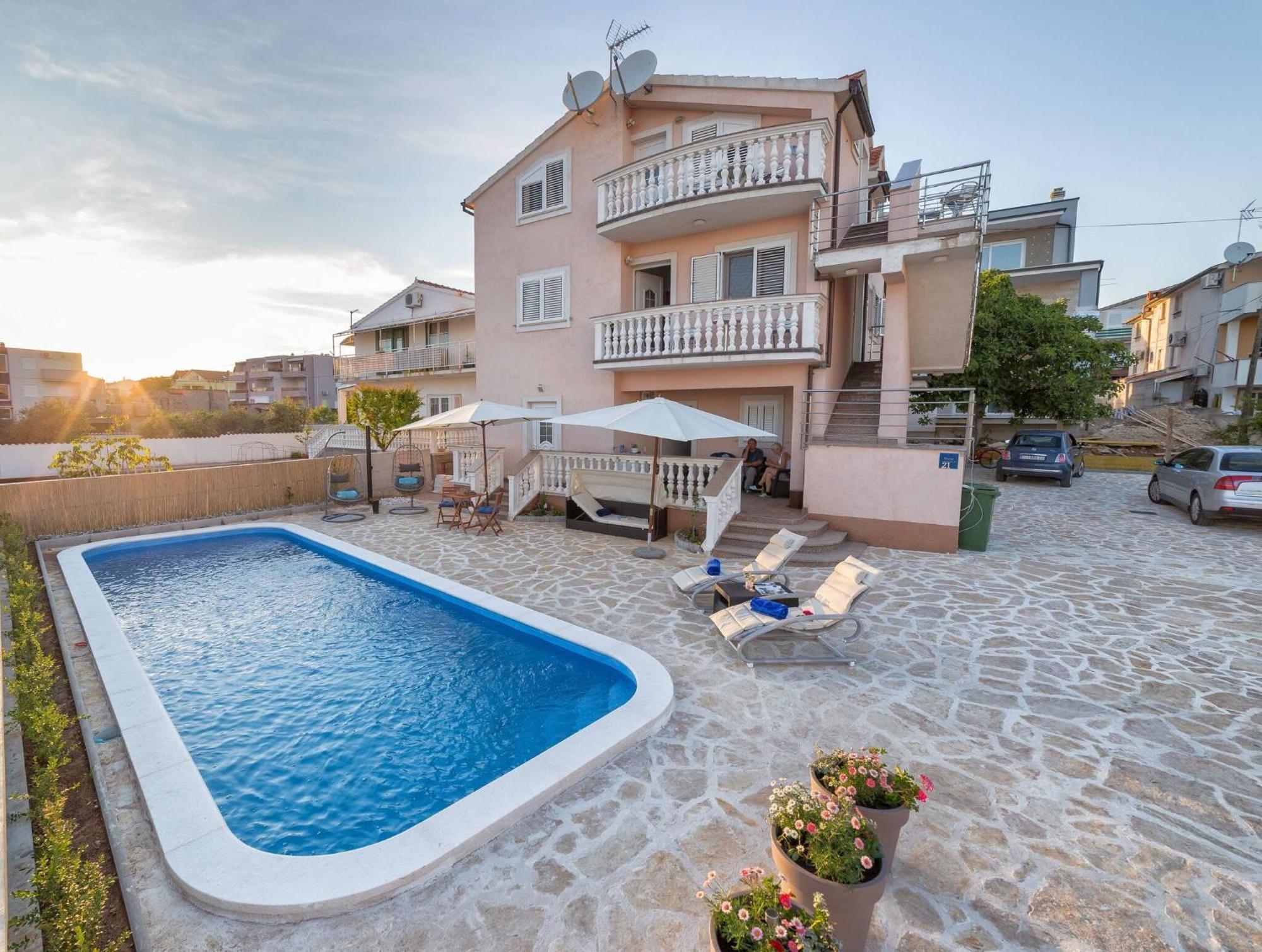 Nikol Apartment Vodice Luaran gambar